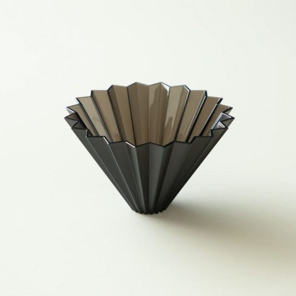Origami Air műanyag csepegtető M fekete