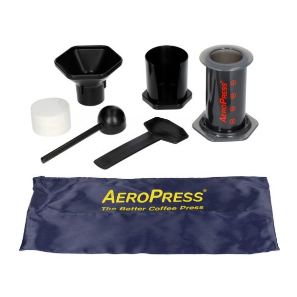 AeroPress kávékészítő hordtáskával